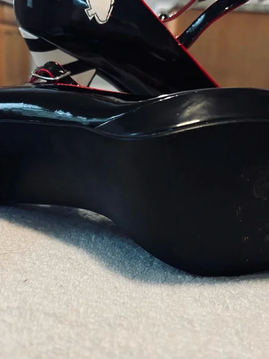 Almost Brand New Eye-Catching Heels By FUNTASTIC - Size 8.5 - Heel 4” -  Box 1B - Picture 8 of 8